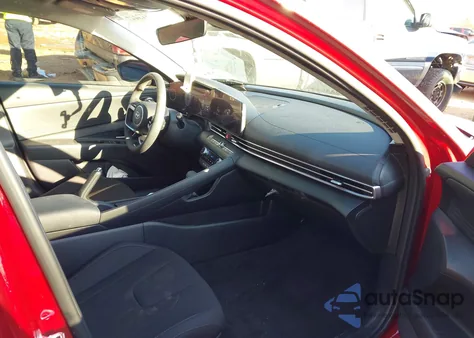 2024 Hyundai Elantra Sel from USA, damaged, VIN KMHLM4DG0RU831631